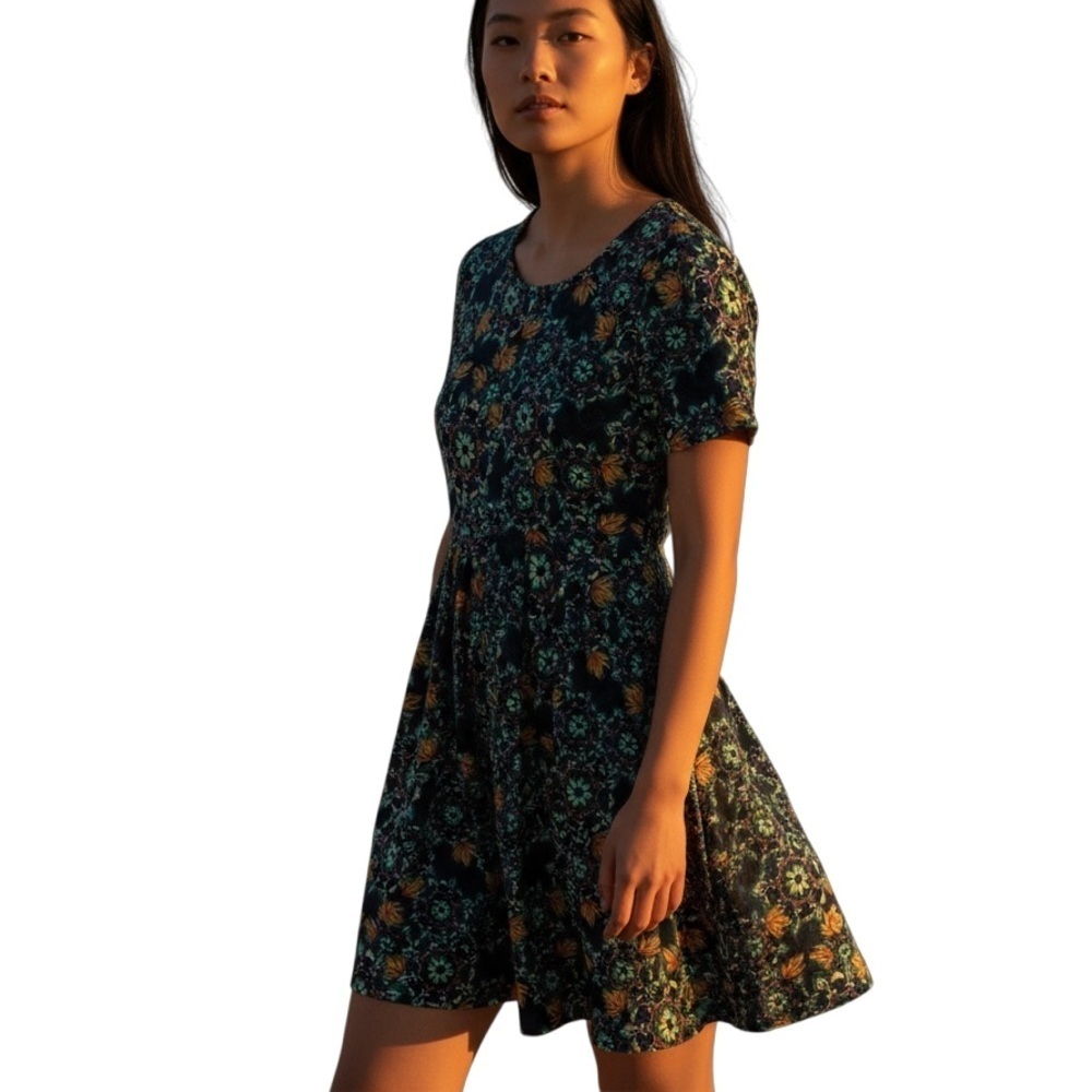 LULAROE Amelia Floral Dress
